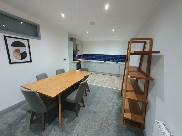 3 Bedroom Apartment To Rent In Danum House St. Sepulchre Gate, Doncaster, DN1