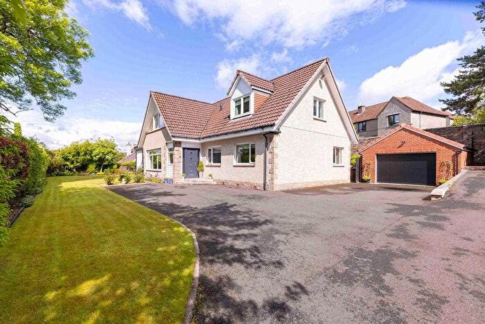 4 Bedroom Detached House For Sale In Kirk Road, Bathgate, EH48