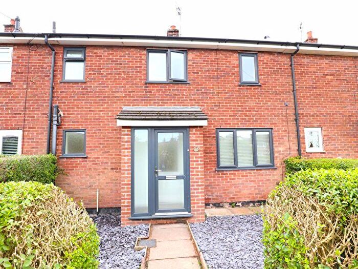 3 Bedroom Terraced House For Sale In Somerton Road, Macclesfield, SK11