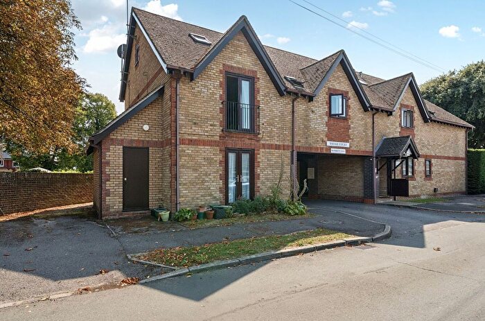 1 Bedroom Flat For Sale In Whyke Close, Whyke Court Whyke Close, PO19