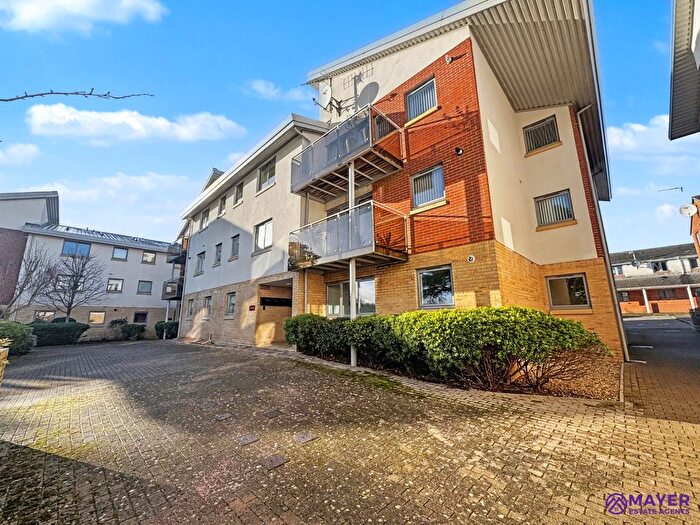 2 Bedroom Flat To Rent In Acorn Gardens, Plymouth, PL7