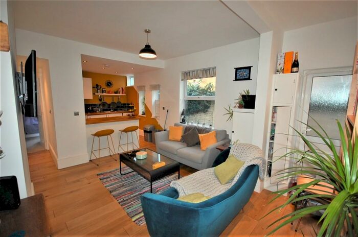 2 Bedroom Ground Maisonette To Rent In Sangley Road, London, SE6