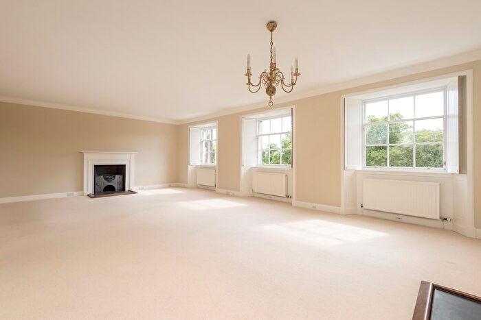 5 Bedroom Flat To Rent In Moray Place, New Town, Edinburgh, EH3