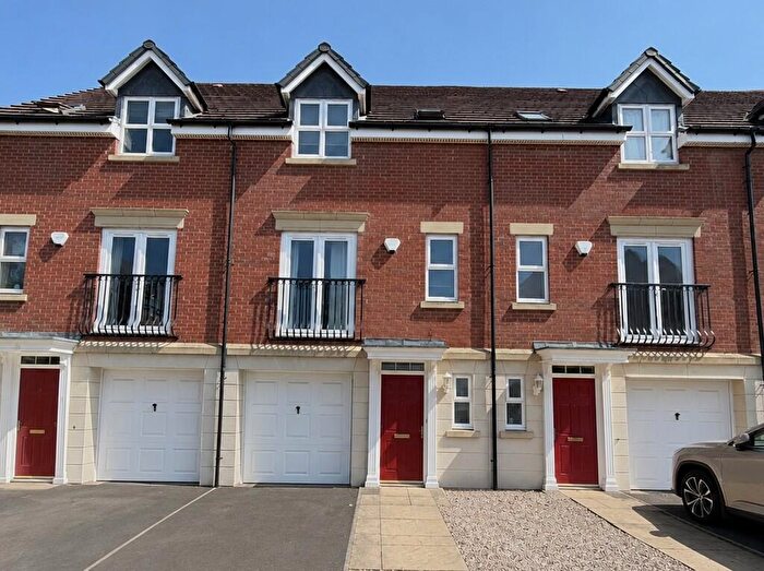 3 Bedroom Terraced House To Rent In Clumber Close, Loughborough, LE11