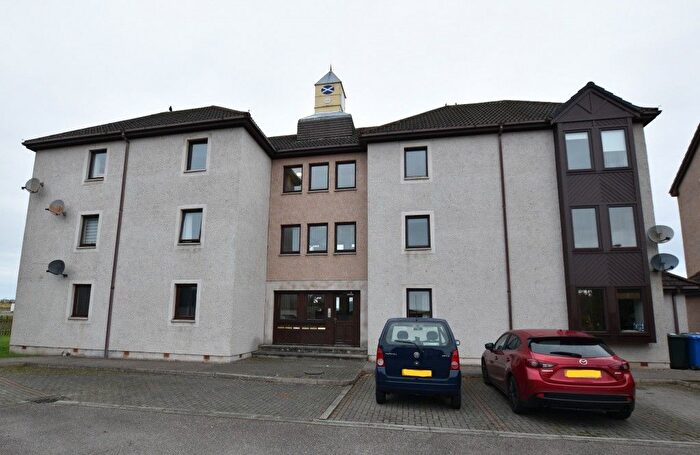 2 Bedroom Flat To Rent In Walker Court, Forres, IV36