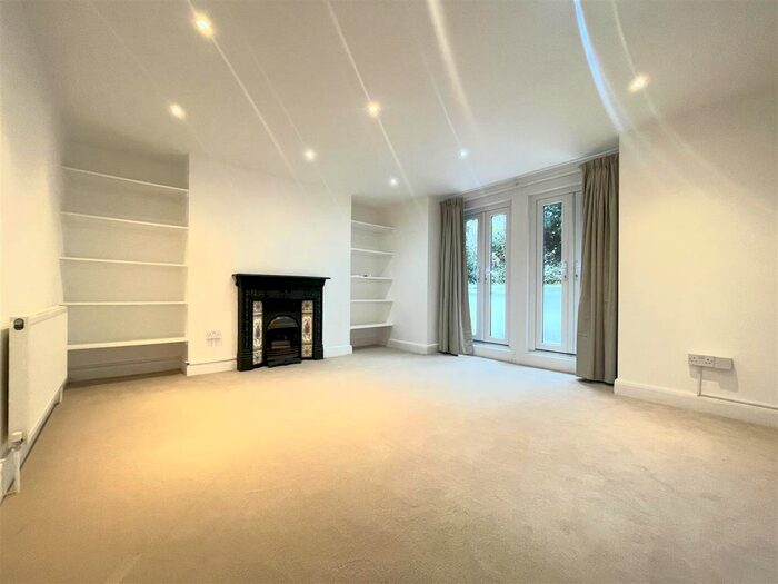 1 Bedroom Flat To Rent In Essex Road, Enfield EN2