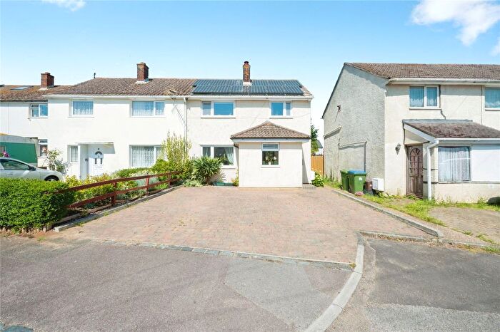 3 Bedroom Semi-Detached House For Sale In Grateley Close, Southampton, Hampshire, SO19