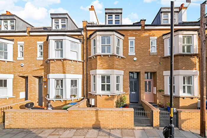 4 Bedroom Terraced House For Sale In Athenlay Road, Nunhead, SE15