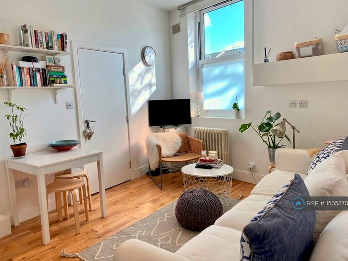 1 Bedroom Flat To Rent In Maxted Road, London, SE15