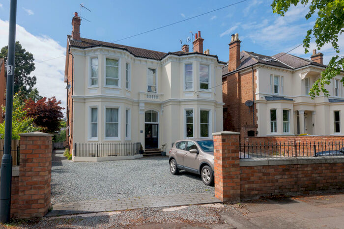 2 Bedroom Apartment To Rent In Lillington Road, Leamington Spa, CV32