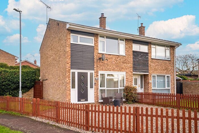 3 Bedroom Semi Detached House For Sale In Kingfisher Walk, Linton, CB21