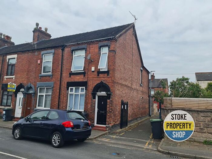 5 Bedroom End Of Terrace House For Sale In Guildford Street, Stoke-On-Trent, ST4