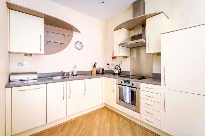 1 Bedroom Flat To Rent In Newhall Court, Birmingham, B3