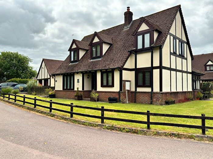 4 Bedroom Detached House For Sale In Clos Y Deri, Nantgaredig, Carmarthen, SA32