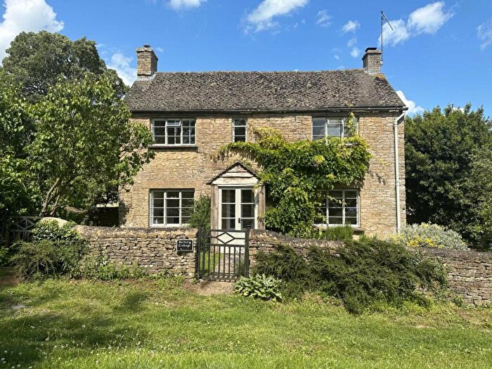 3 Bedroom Detached House For Sale In Salford, OX7