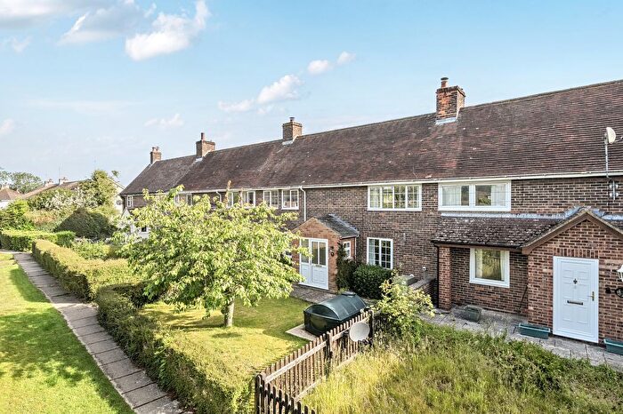 3 Bedroom Terraced House For Sale In Jubbs Lane, Ogbourne St George, SN8