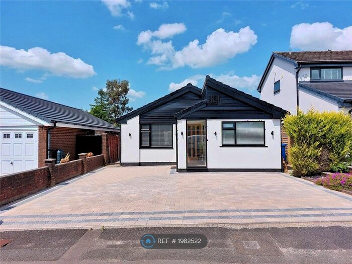 3 Bedroom Bungalow To Rent In Mitton Avenue, Rossendale, BB4