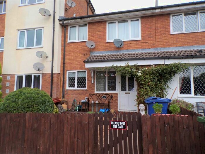 1 Bedroom Flat For Sale In Knights Close, Bettys Lane, Norton Canes, Cannock, WS11