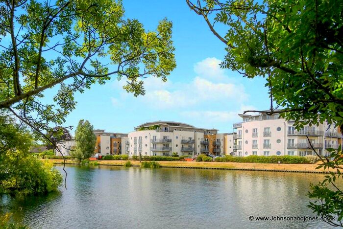 2 Bedroom Apartment To Rent In Bridge Wharf, Chertsey, Surrey, KT16