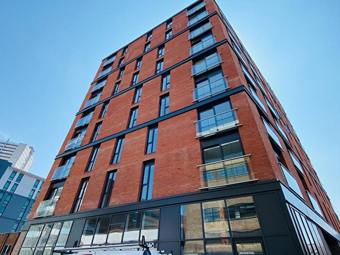 2 Bedroom Apartment To Rent In Holloway Head, Florence Street, Birmingham City Centre, B1