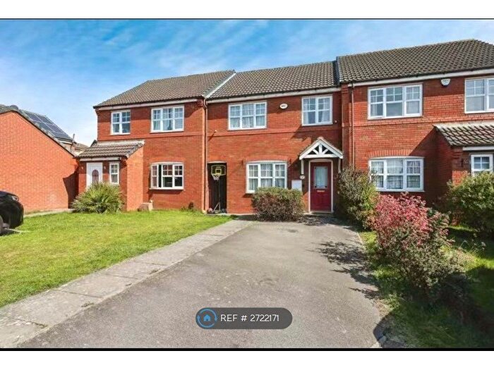 3 Bedroom Terraced House To Rent In Nightingale Close, Erdington, Birmingham, B23