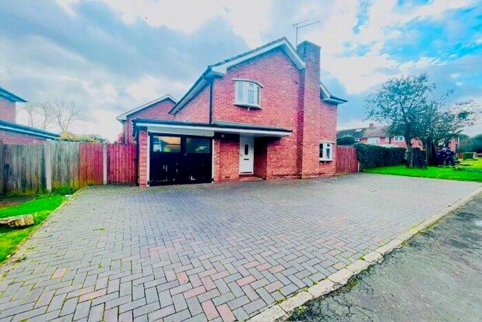 3 Bedroom Property To Rent In Breeden Drive, Sutton Coldfield, B76