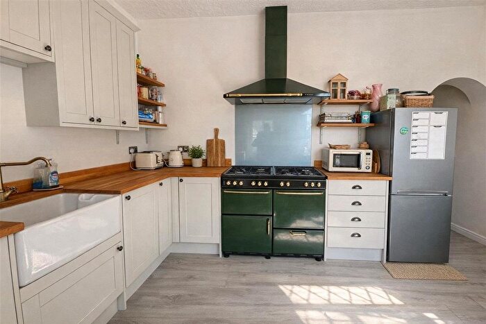 2 Bedroom Terraced House For Sale In Carr Mill Street, Haslingden, Rossendale, BB4