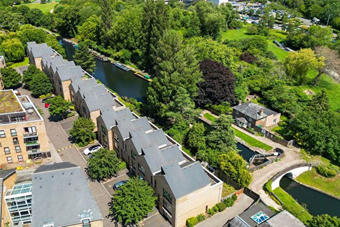 4 Bedroom Detached House For Sale In Kings Mill Way, Denham, Uxbridge, Buckinghamshire, UB9