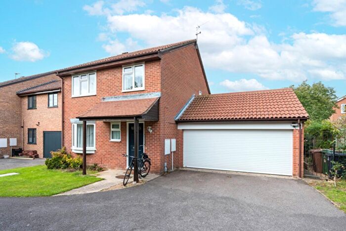 4 Bedroom Detached House To Rent In Kysbie Close, Abingdon, Oxfordshire, OX14