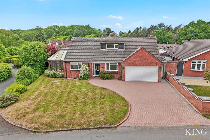 3 Bedroom Detached Bungalow For Sale In Pratts Lane, Mappleborough Green, B80