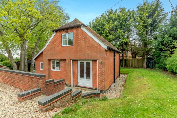 2 Bedroom Detached House For Sale In Hill Green, Leckhampstead, Newbury, Berkshire, RG20