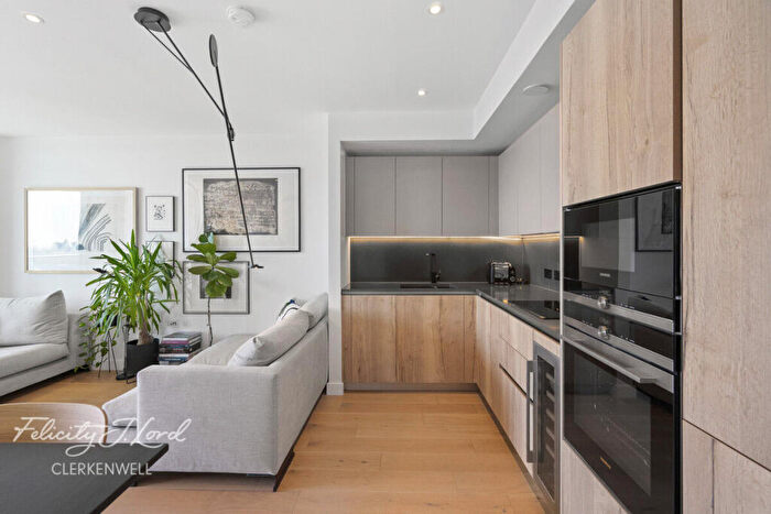 1 Bedroom Apartment For Sale In The Makers Building, Jasper Walk, London, N1