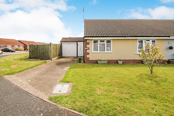 3 Bedroom Bungalow For Sale In Hampton Gardens, Herne Bay, CT6