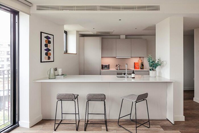 1 Bedroom Flat To Rent In Three Colts Lane, London, E2