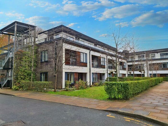 2 Bedroom Retirement Property To Rent In Wispers Lane, Haslemere, GU27