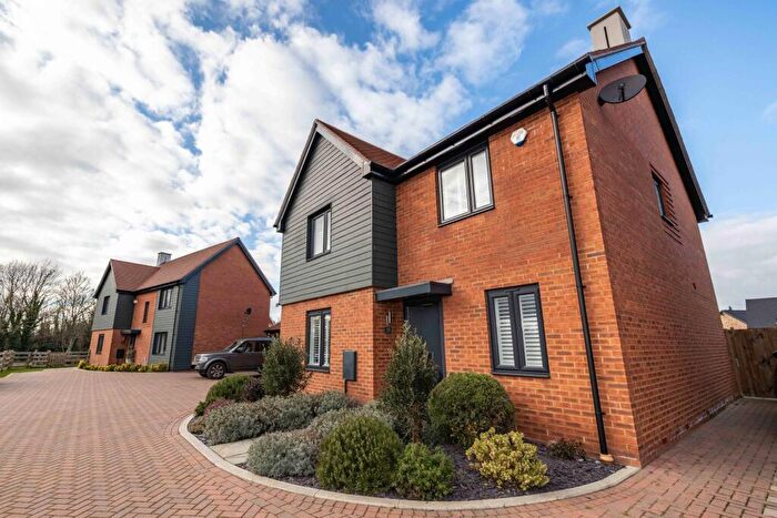 4 Bedroom Detached House For Sale In Press House Drive, Faversham, ME13