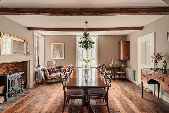 6 Bedroom Property For Sale In Stockton-On-Teme, Worcestershire, WR6