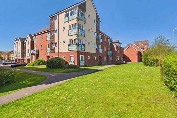 1 Bedroom Flat For Sale In Leyland Road, Dunstable, LU6