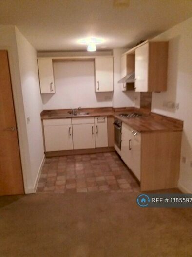 1 Bedroom Flat To Rent In Canute Road, Southampton, SO14
