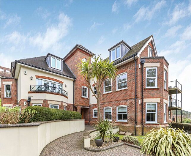 2 Bedroom Apartment For Sale In St Osmunds Road, Lower Parkstone, Poole, Dorset, BH14