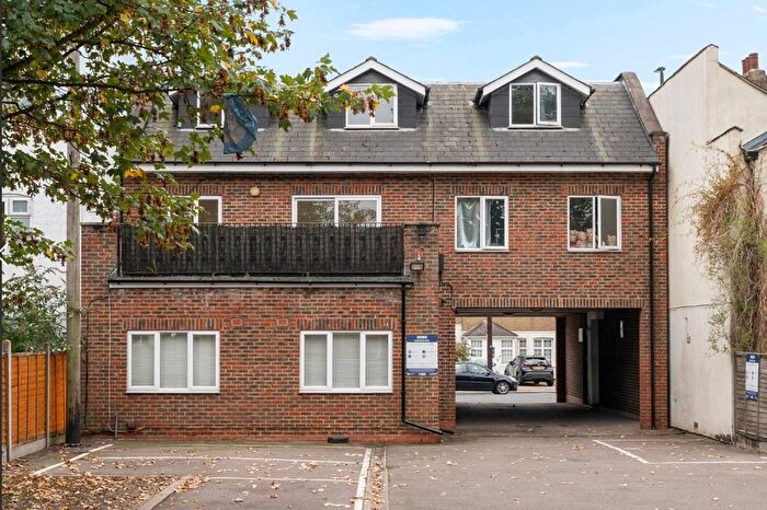 1 Bedroom Flat For Sale In New River Court, Southbury Road, Enfield, EN1