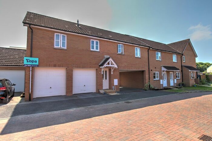 2 Bedroom Semi-Detached House For Sale In Olive Way, Bridgwater, TA6
