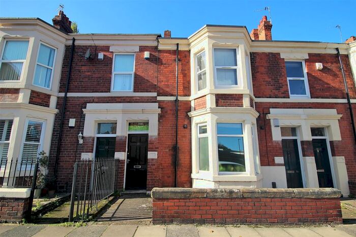 6 Bedroom Maisonette To Rent In Deuchar Street, Sandyford, Newcastle Upon Tyne, NE2