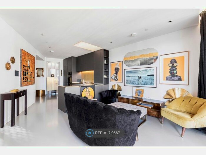 2 Bedroom Flat To Rent In Lewis Cubitt Square, London, N1C