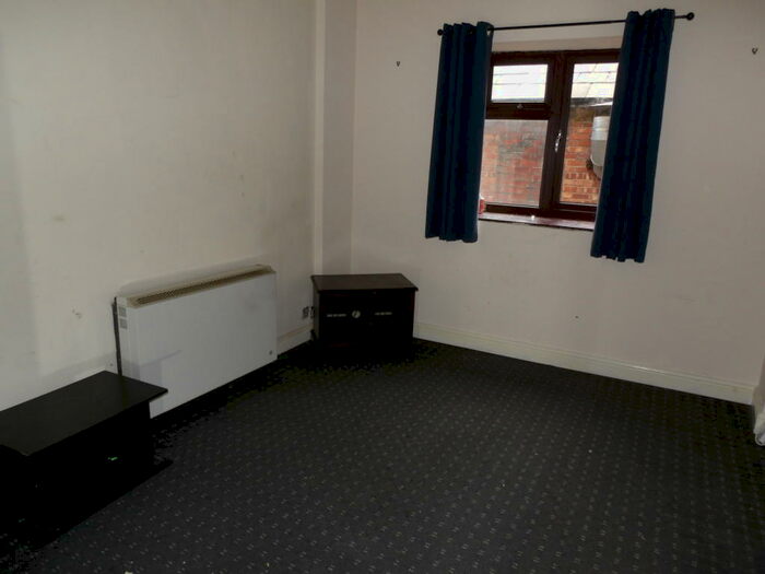 1 Bedroom Flat To Rent In Flat, Church Street, BB5