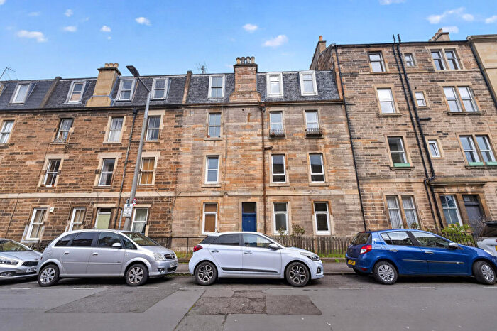 2 Bedroom Flat For Sale In West Newington Place, Edinburgh, EH9