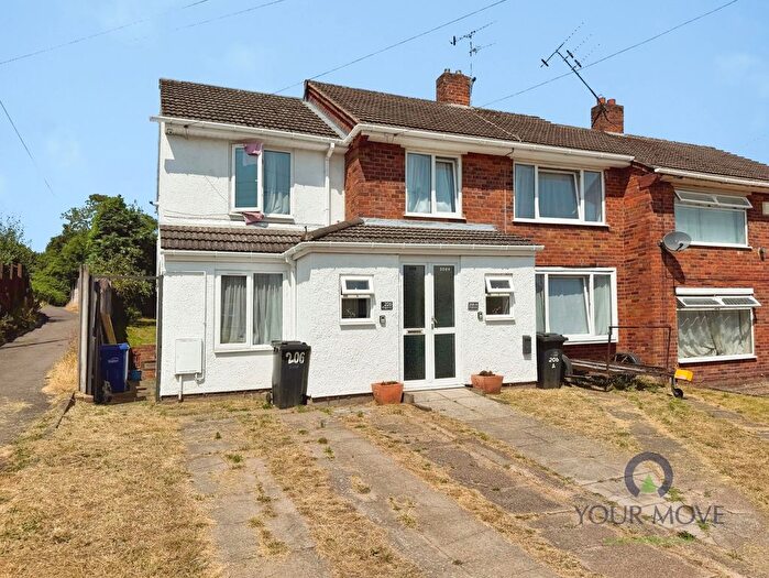 2 Bedroom Maisonette To Rent In Kingsway, Stourbridge, West Midlands, DY8