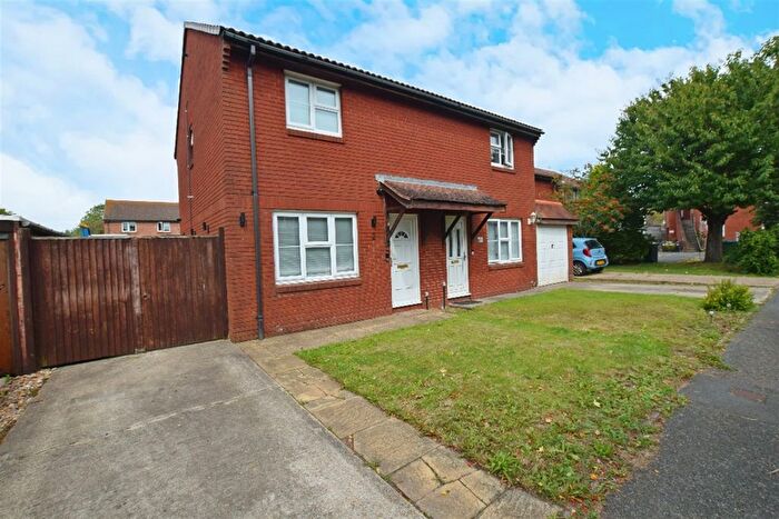 3 Bedroom Semi-Detached House To Rent In Templars Close, Bognor Regis, West Sussex, PO22