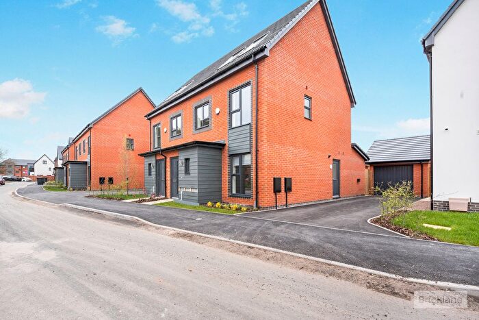 4 Bedroom Property To Rent In Featherstone Road, Shirley, Solihull, B90