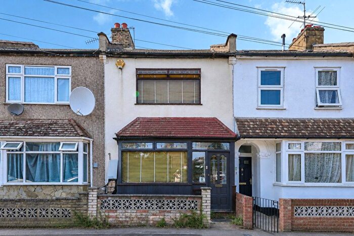 3 Bedroom Terraced House For Sale In Hayday Road, London, E16